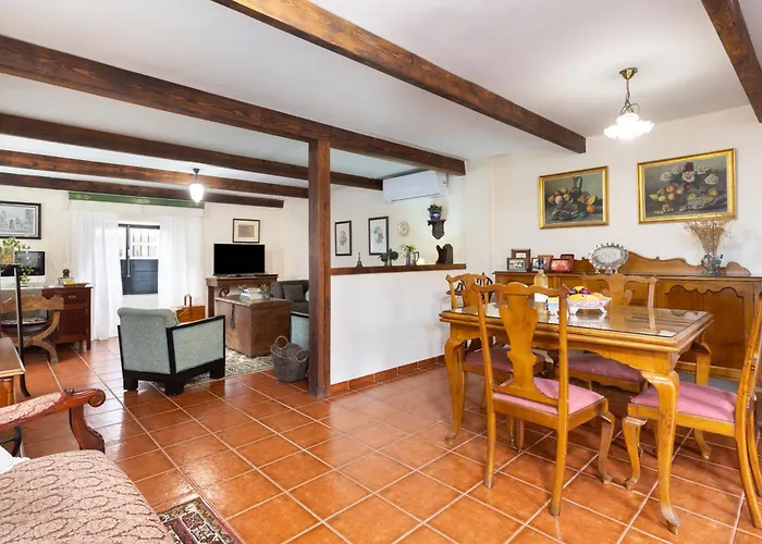 Casa De La Gañanía